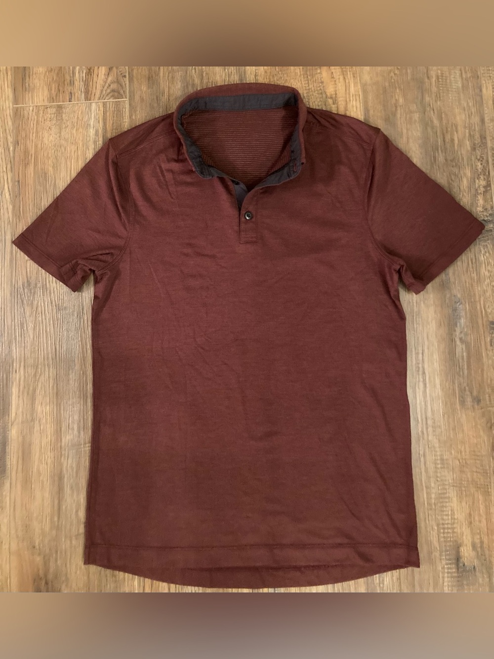 Lululemon Men’s Burgundy Short Sleeve Polo Shirt